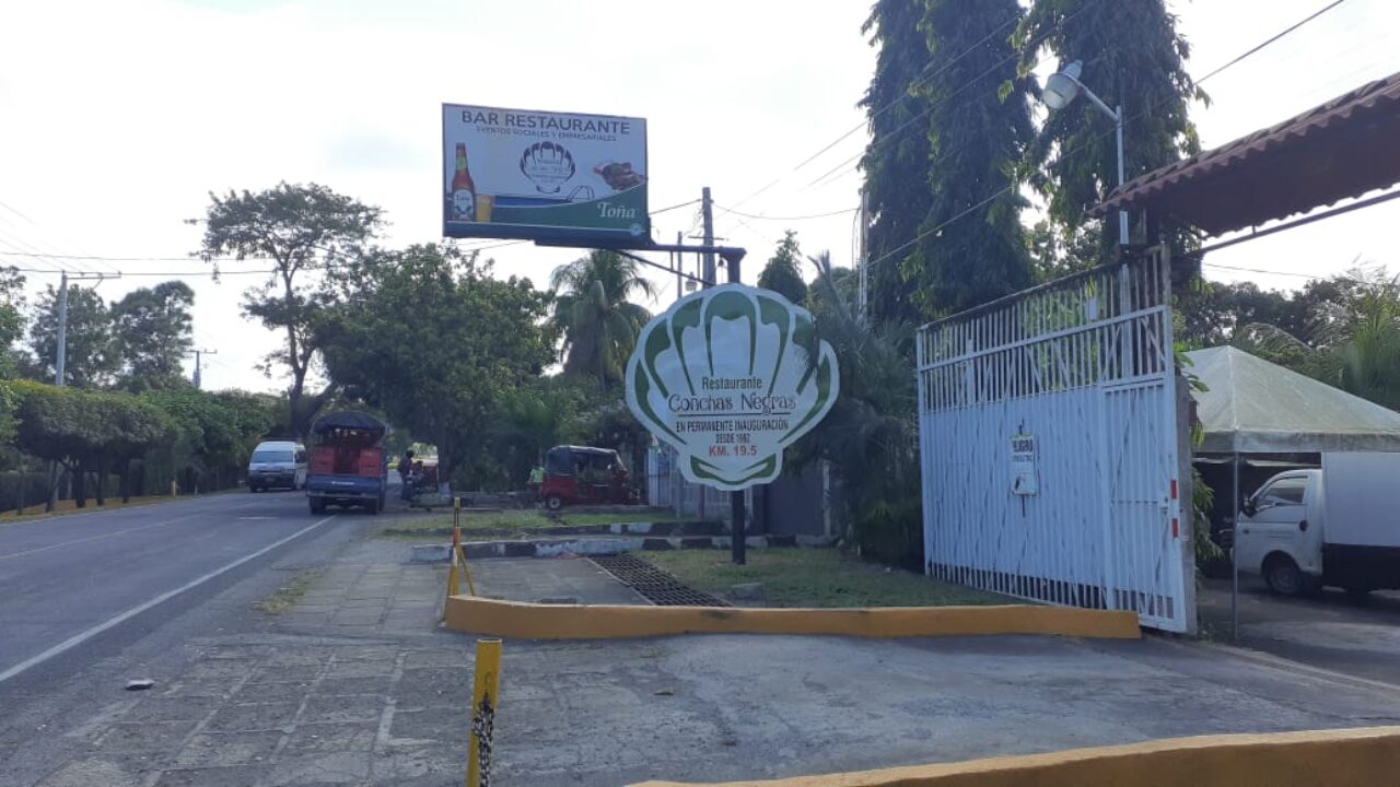 Encuentre rica oferta gastronómica en el Restaurante Conchas Negras