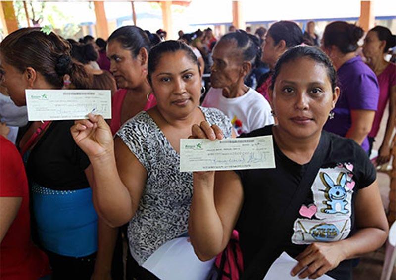 Más de medio millón de córdobas otorgado en microcréditos