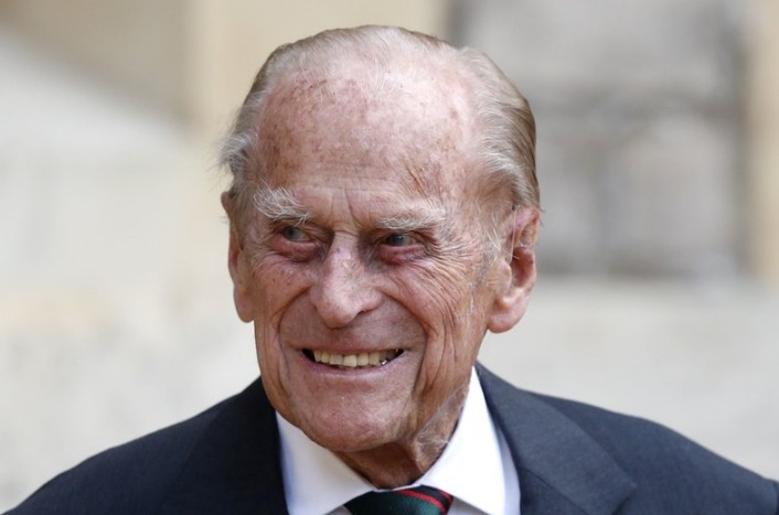 Familia real celebra el cumpleaños número 100 del fallecido príncipe Felipe