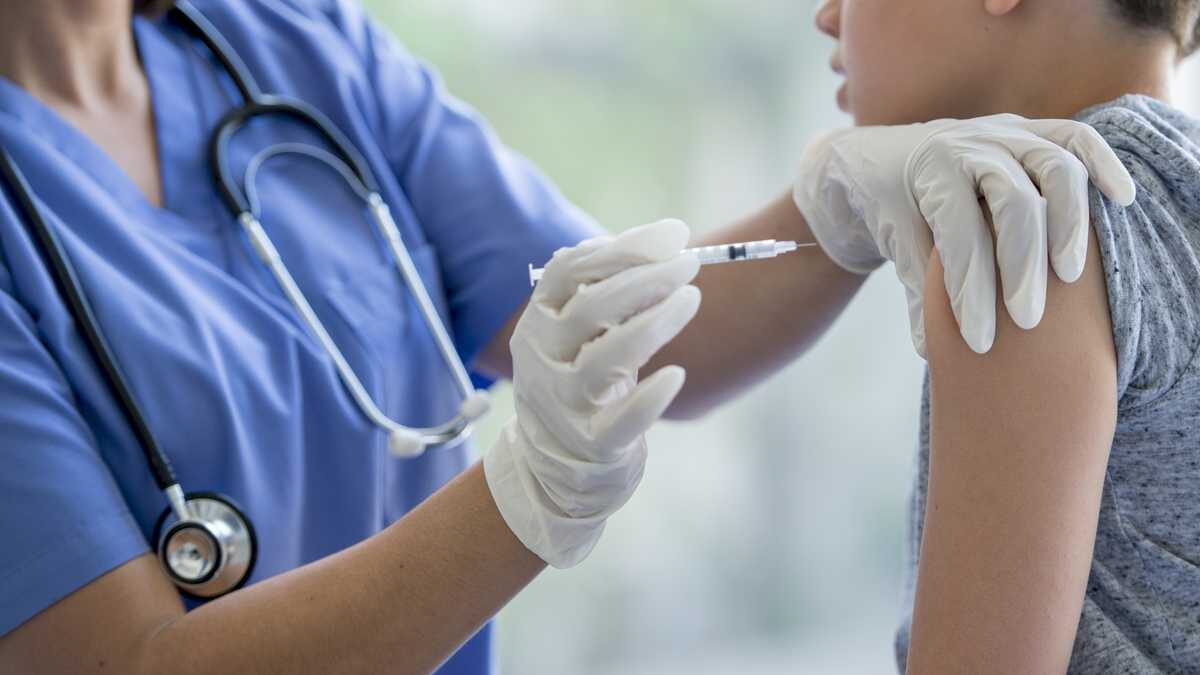 Nueva Zelanda: vacuna Pfizer es aprobada para vacunar a niños de 12 y 15 años