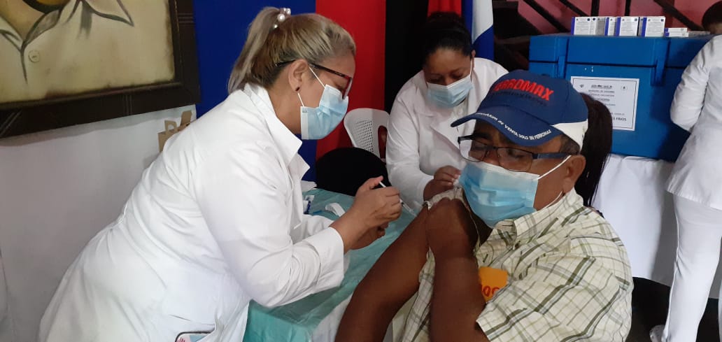 Continúa jornada de vacunación contra la Covid-19 en Carazo