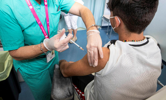 Ecuador inicia vacunación contra la Covid-19 a menores de 12 años de edad
