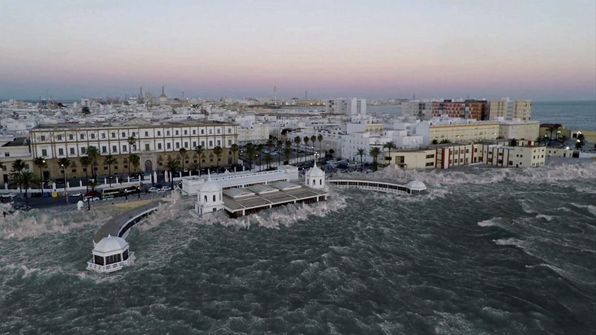 Posible tsunami mantiene alerta el Golfo de Cádiz y Andalucía