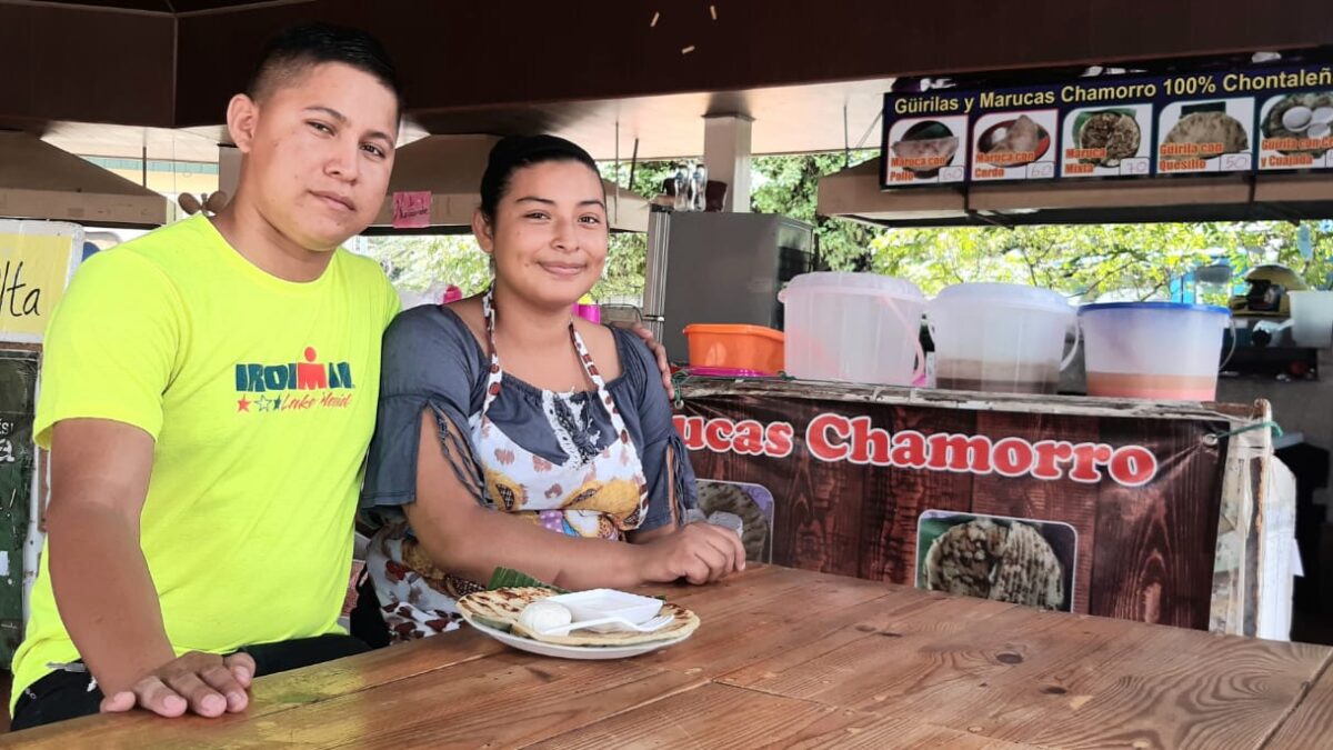 Güirilas Chamorro, una historia de amor en el Tiangue Hugo Chávez