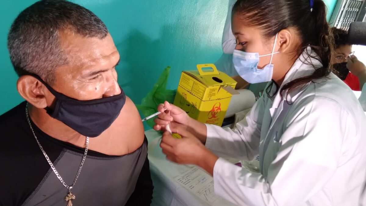 Avanza a paso firme vacunación contra la Covid-19 en Managua