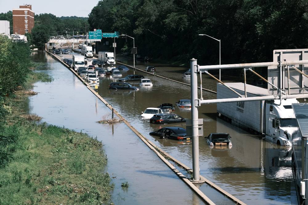 Inundaciones dejan 41 fallecidos en varios estados de EE.UU.