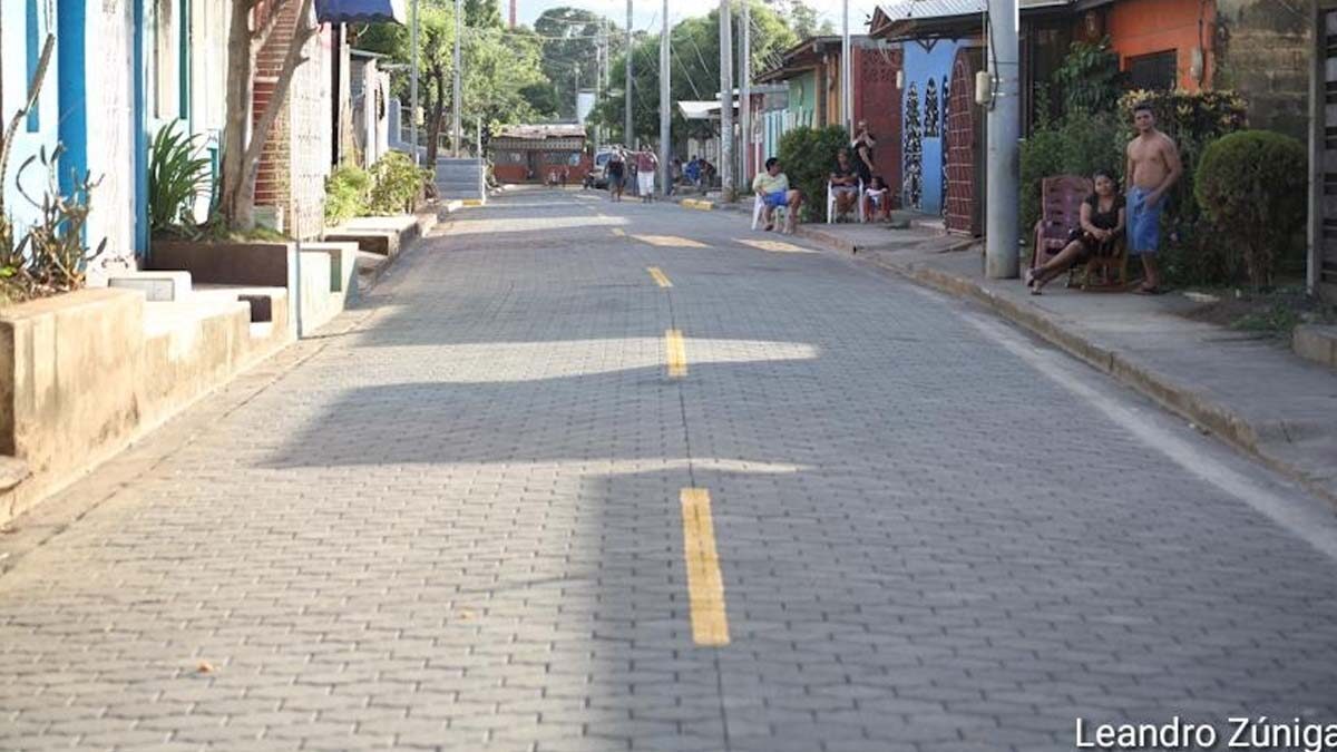 Alcaldía inaugura 10 cuadras de calles adoquinadas en Ciudad Sandino