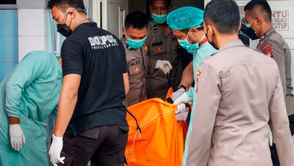 Indonesia: 41 muertos y varios heridos deja incendio en una prisión