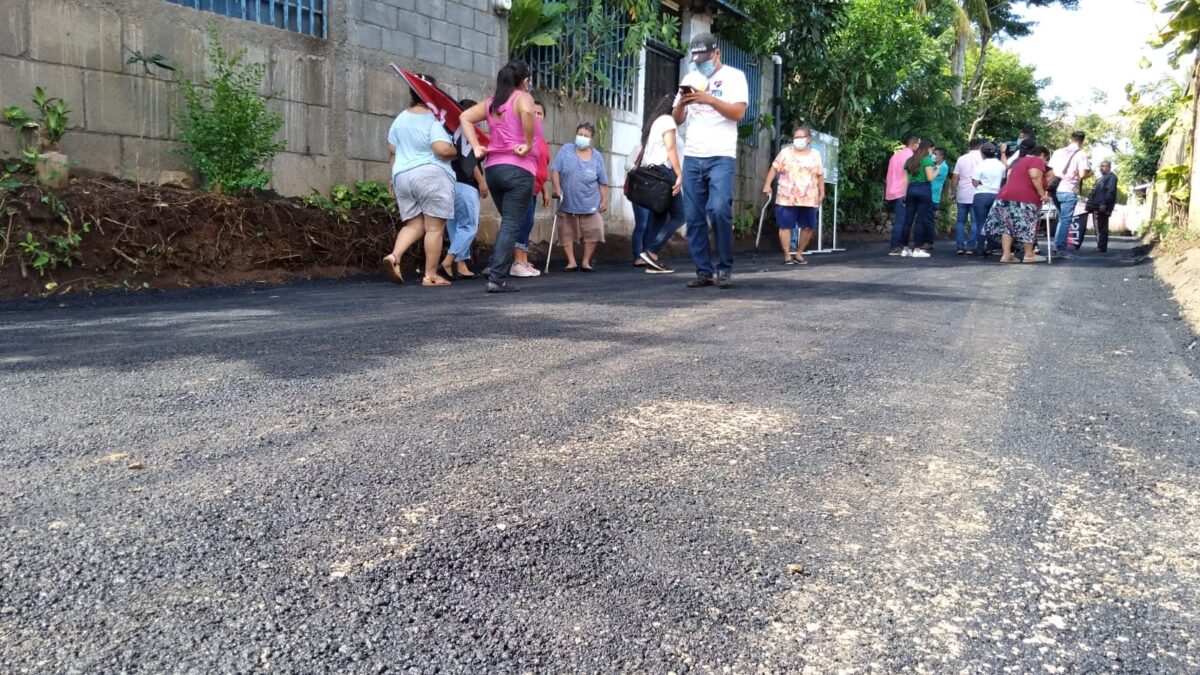 Revisten siete cuadras de calles en la comarca Nejapa de Managua