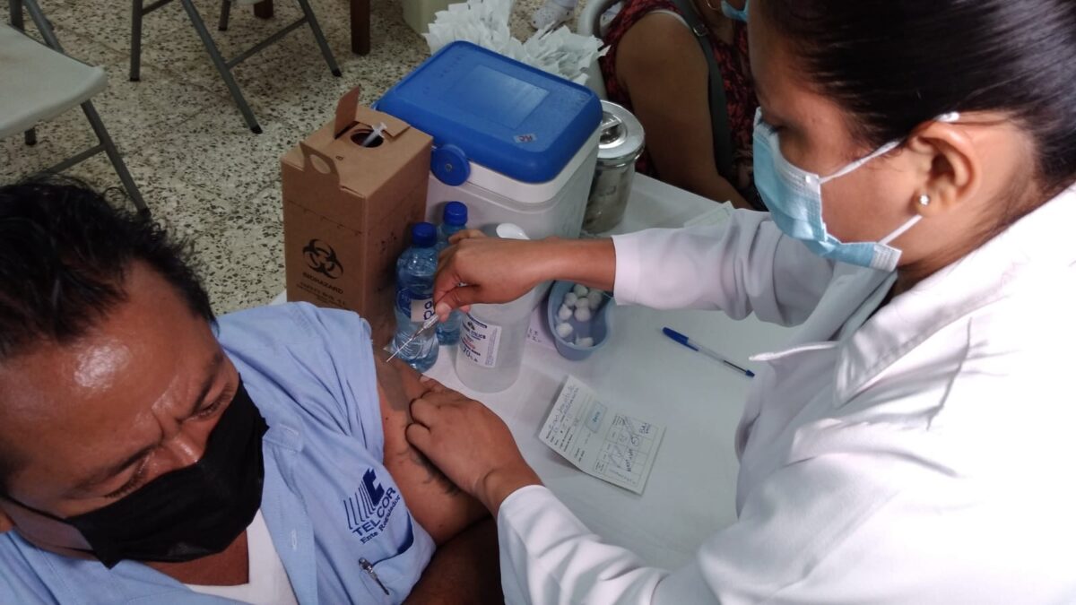 Aplican segunda dosis a vacunados hasta el 17 de agosto en Managua