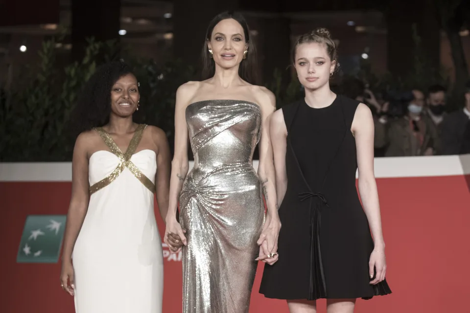 Angelina Jolie y su noche de chicas con Zahara y Shiloh en Roma