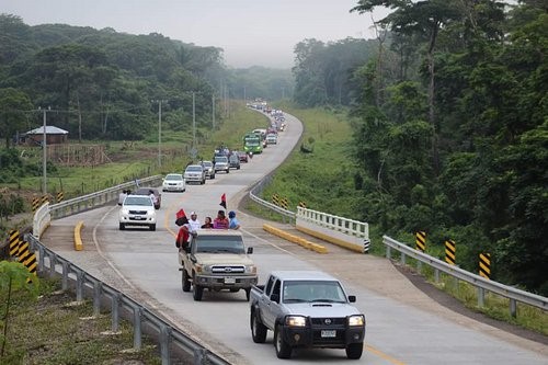 Gobierno construye más carreteras en zonas productivas de Nicaragua