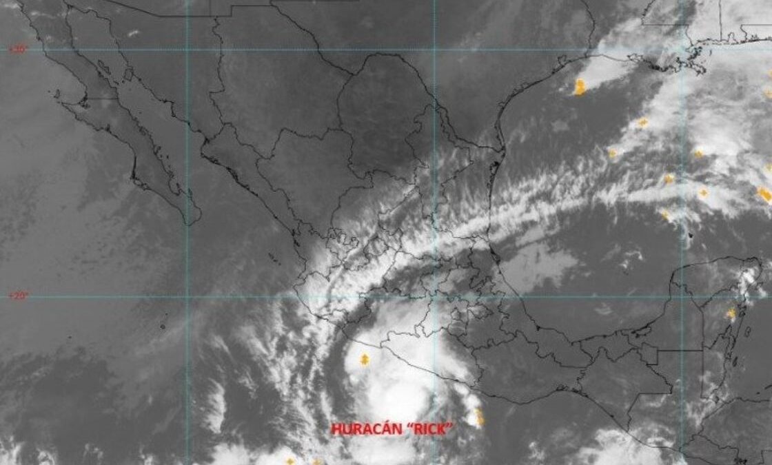 Huracán Rick tocará tierra este domingo en el Pacífico mexicano