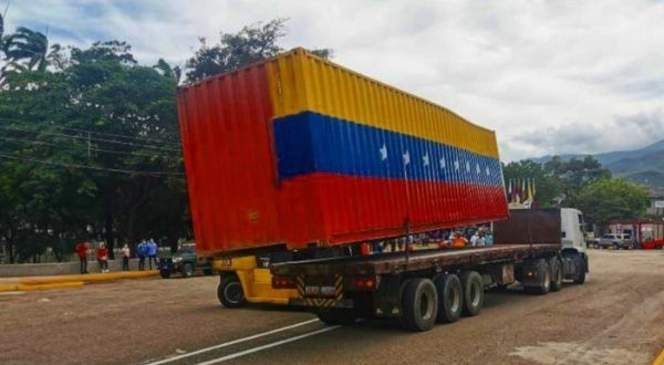 Inicia comercio entre Colombia y Venezuela con la reapertura del paso fronterizo
