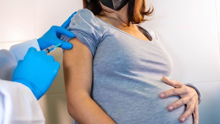 Nicaragua iniciará este 13 de octubre vacunación a embarazadas, madres puérperas y lactantes