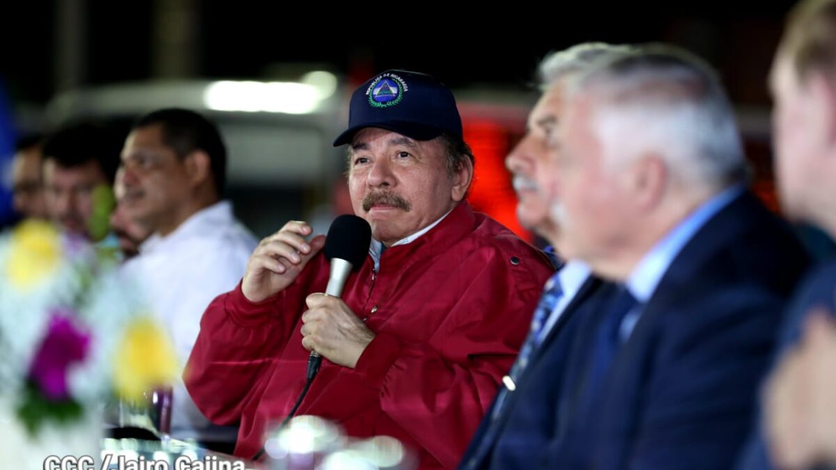 Presidente Ortega entrega primeras 250 unidades de buses de fabricación rusa