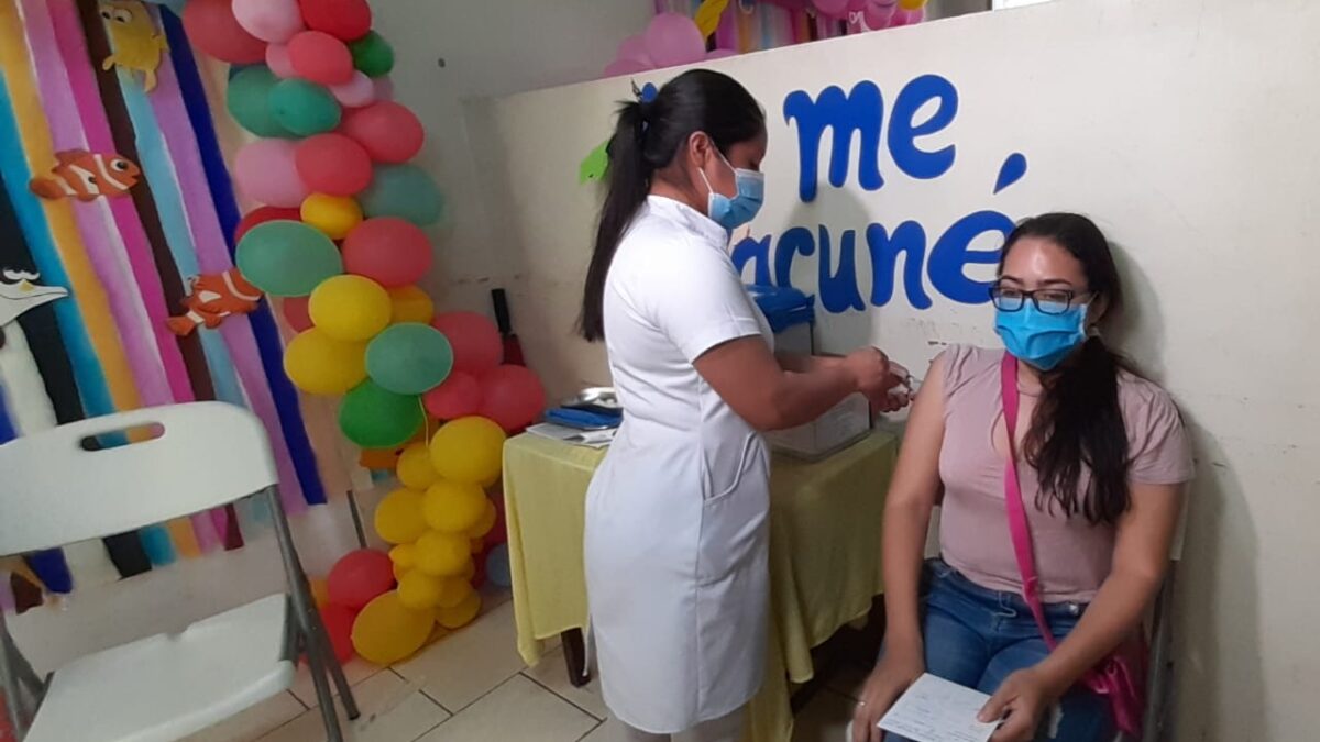Intensifican vacunación contra la Covid-19 en Nicaragua