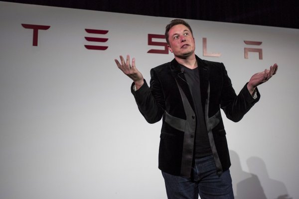 Caída de las acciones de Tesla deja una pérdida de 50 mil millones de dólares