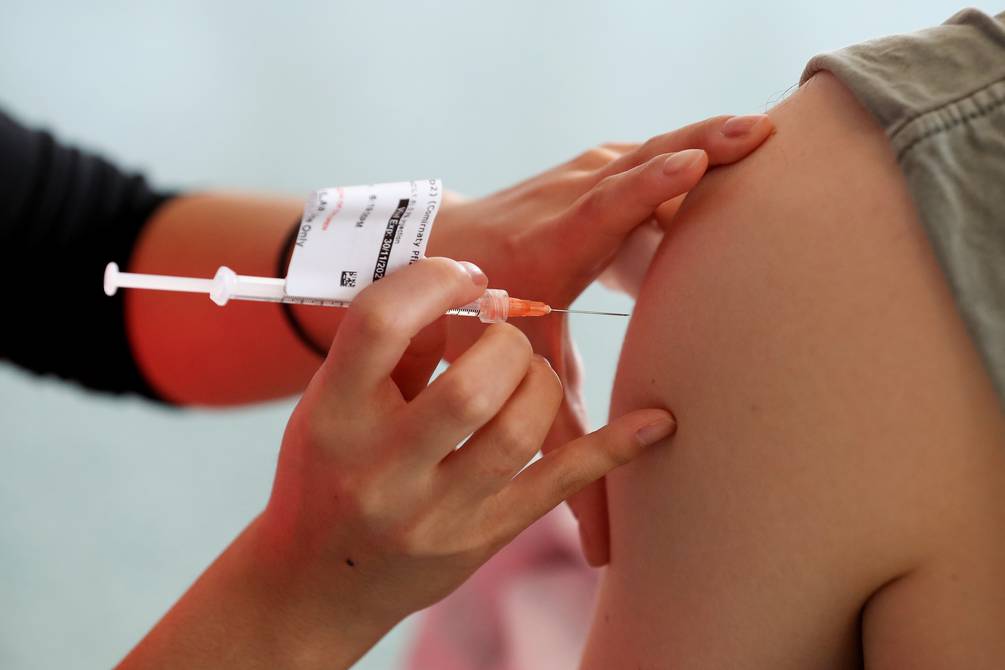 Nueva York exigirá vacunación contra la Covid-19 a empleados privados