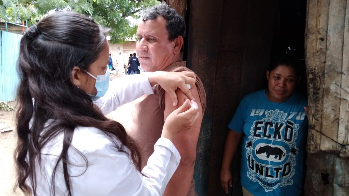 Exitosa vacunación contra la Covid-19 se desarrolla en Ciudad Sandino