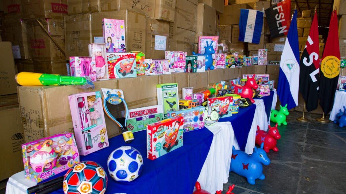 Mined se prepara para la entrega de un millón de juguetes en Nicaragua