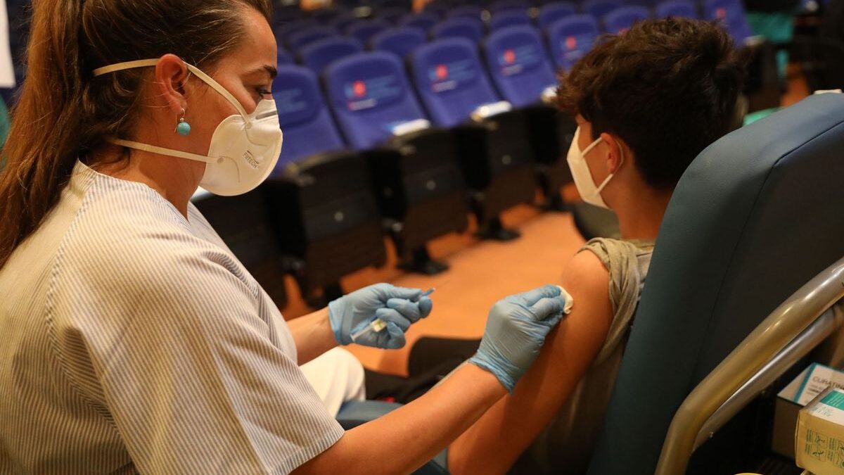 España vacunará a niños de 5 a 11 años contra el coronavirus