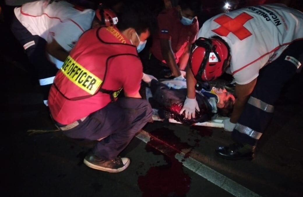 Motociclista es arrollado por un furgón en Jinotepe