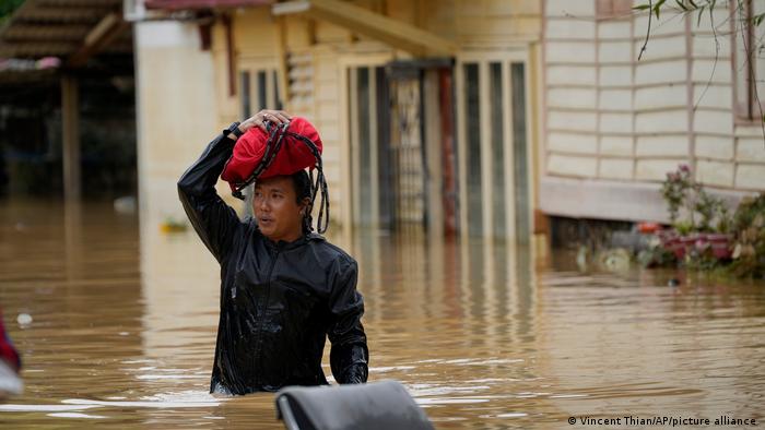 41 mil personas han sido evacuadas por inundaciones en Malasia