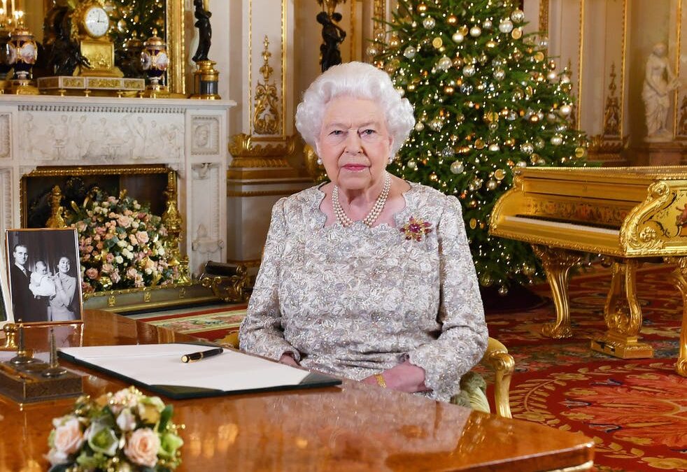 La reina Isabel celebrará Navidad en Windsor, Reino Unido