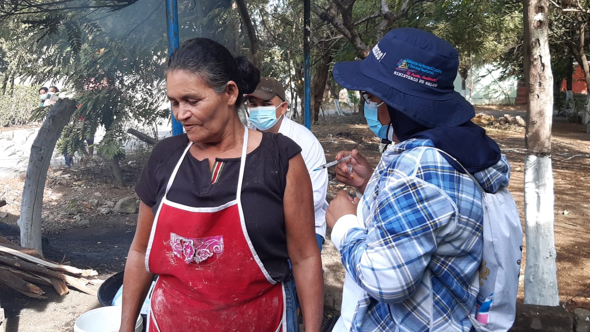 Intensifican vacunación contra la Covid-19 en Managua