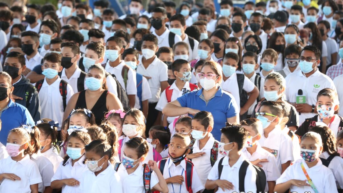 Nicaragua: 1 millón 800 mil estudiantes regresan a clases