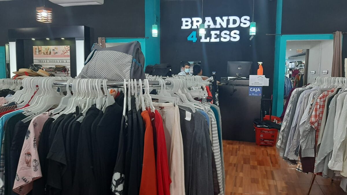 Nueva colección en ropa y artículos encontrará en «Brand 4 Less Boutique»