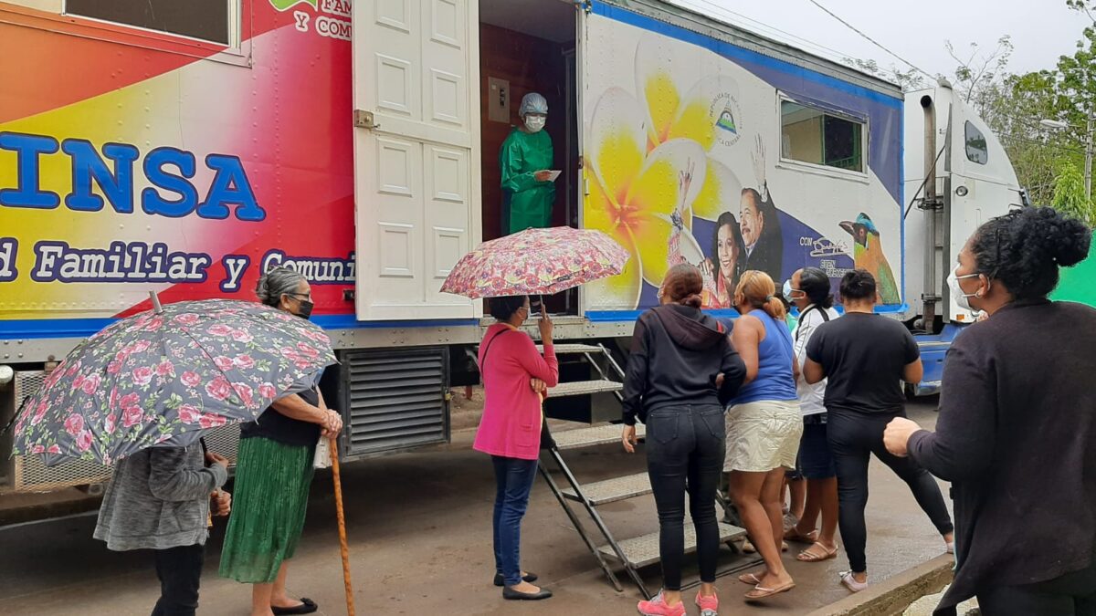 Feria de Salud beneficia a habitantes de Los Brasiles
