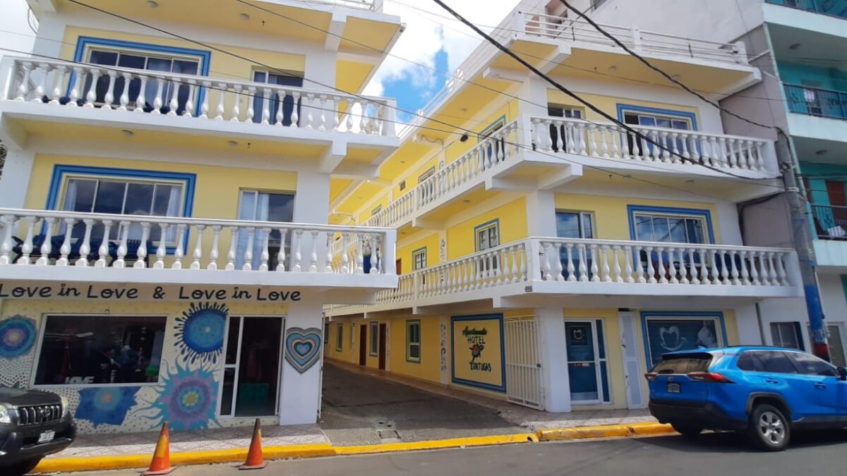 San Juan del Sur recibe a centenares de turistas extranjeros y nacionales