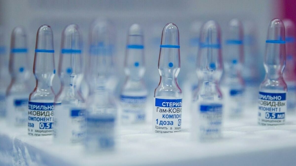 Vacuna rusa Sputnik Light es aprobada por autoridades rusas