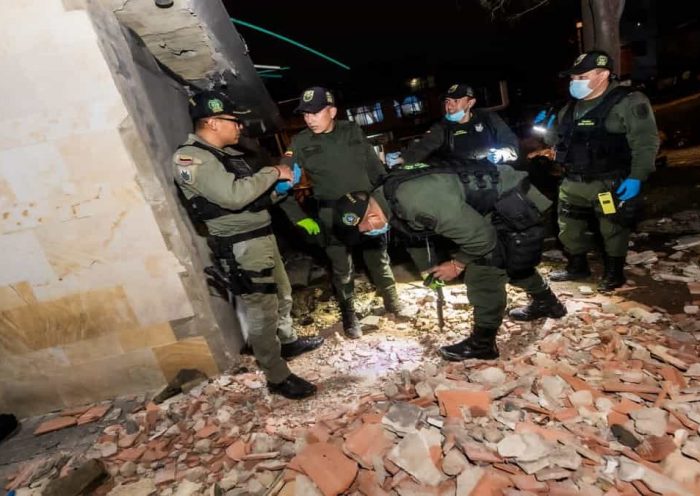 11 heridos deja un atentado contra estación policial en Bogotá, Colombia