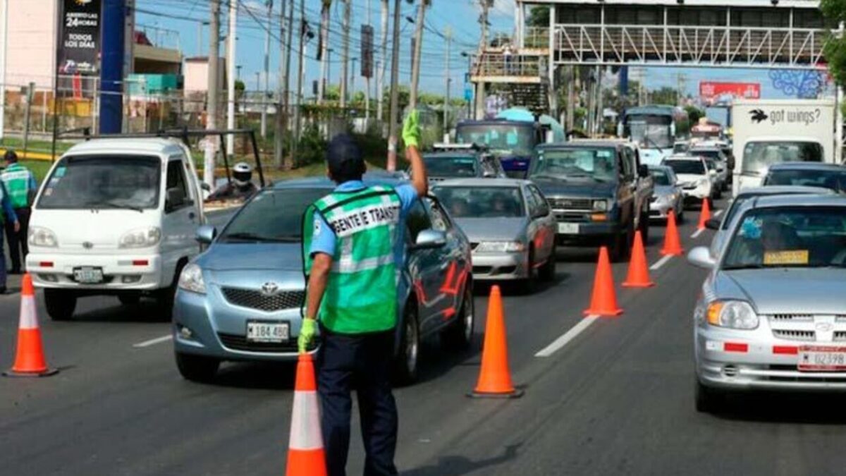 Previenen carreras ilegales de motos y carros en Nicaragua