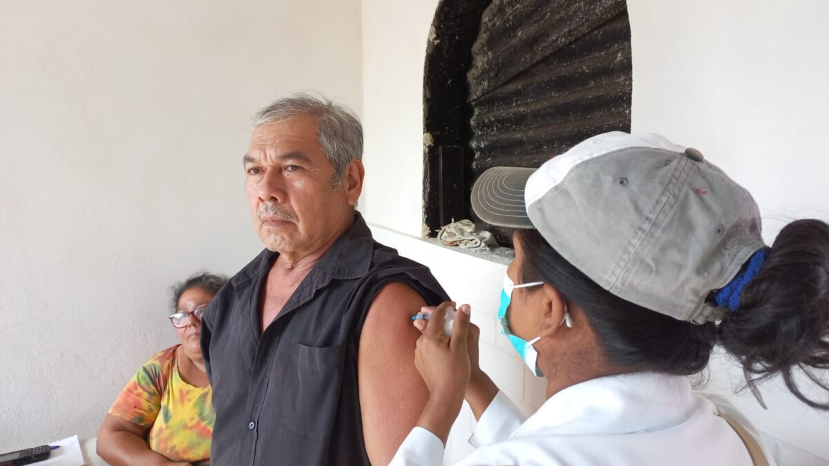 Exitosa aplicación de la vacuna contra la Covid-19 en Batahola Norte