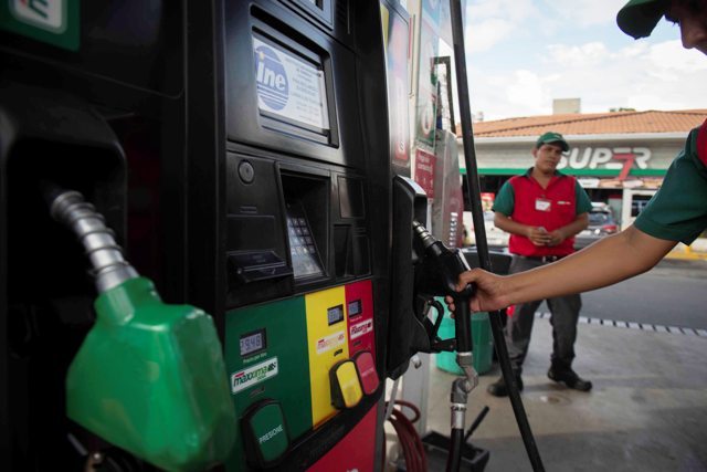 Gobierno de Nicaragua mantiene precios de los combustibles y sus derivados