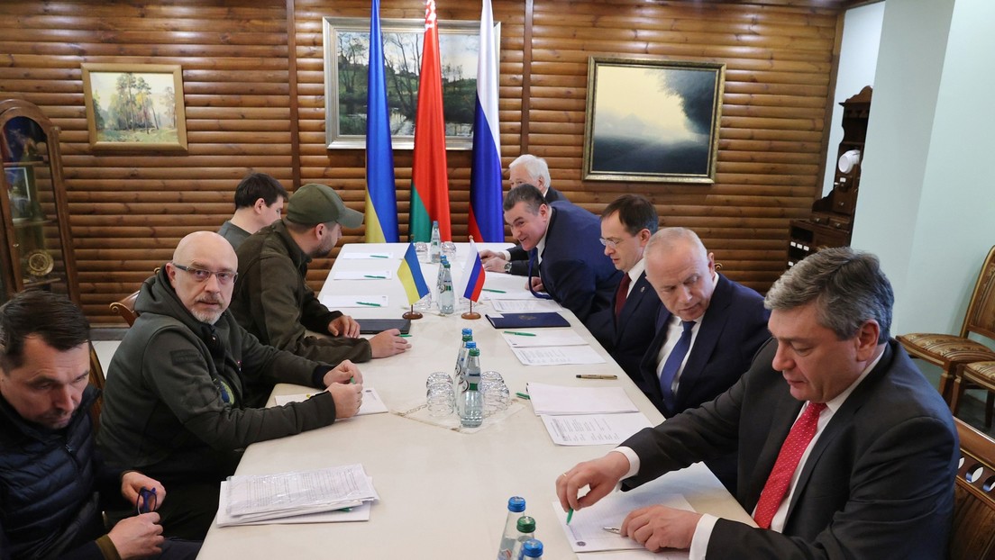 Inicia la tercera ronda de negociaciones entre Rusia y Ucrania