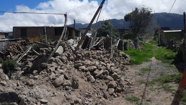 Perú: 120 viviendas están inhabitables tras fuertes sismos
