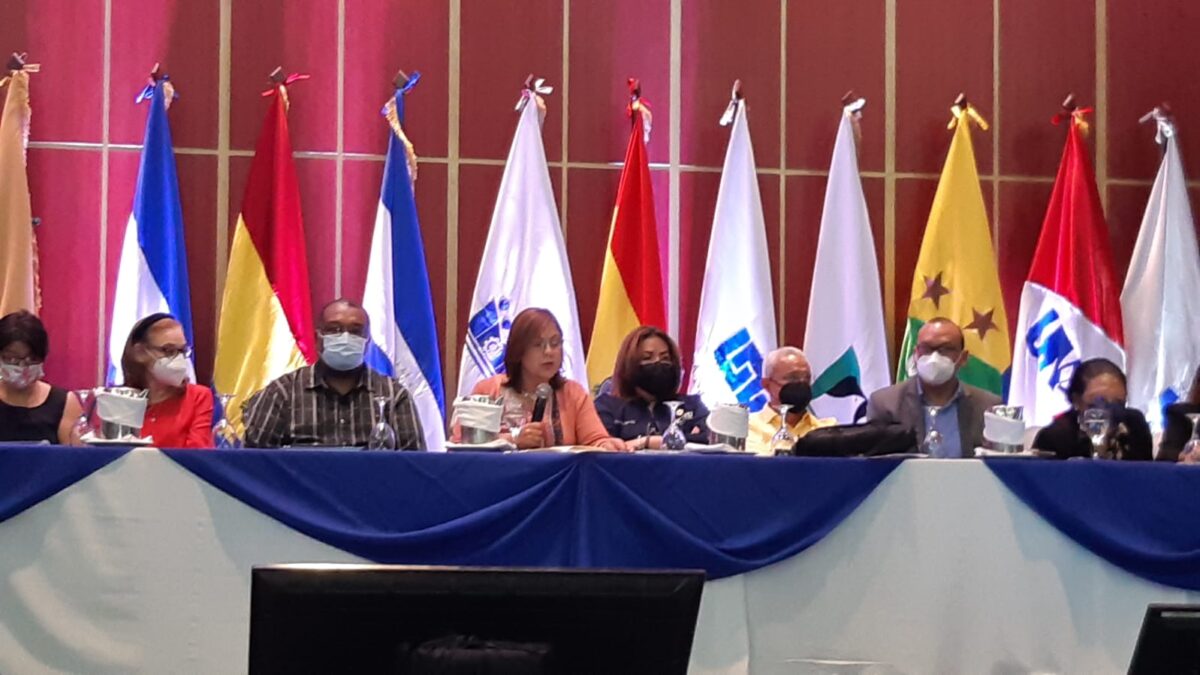 Universidades de Nicaragua apuestan por la acreditación internacional