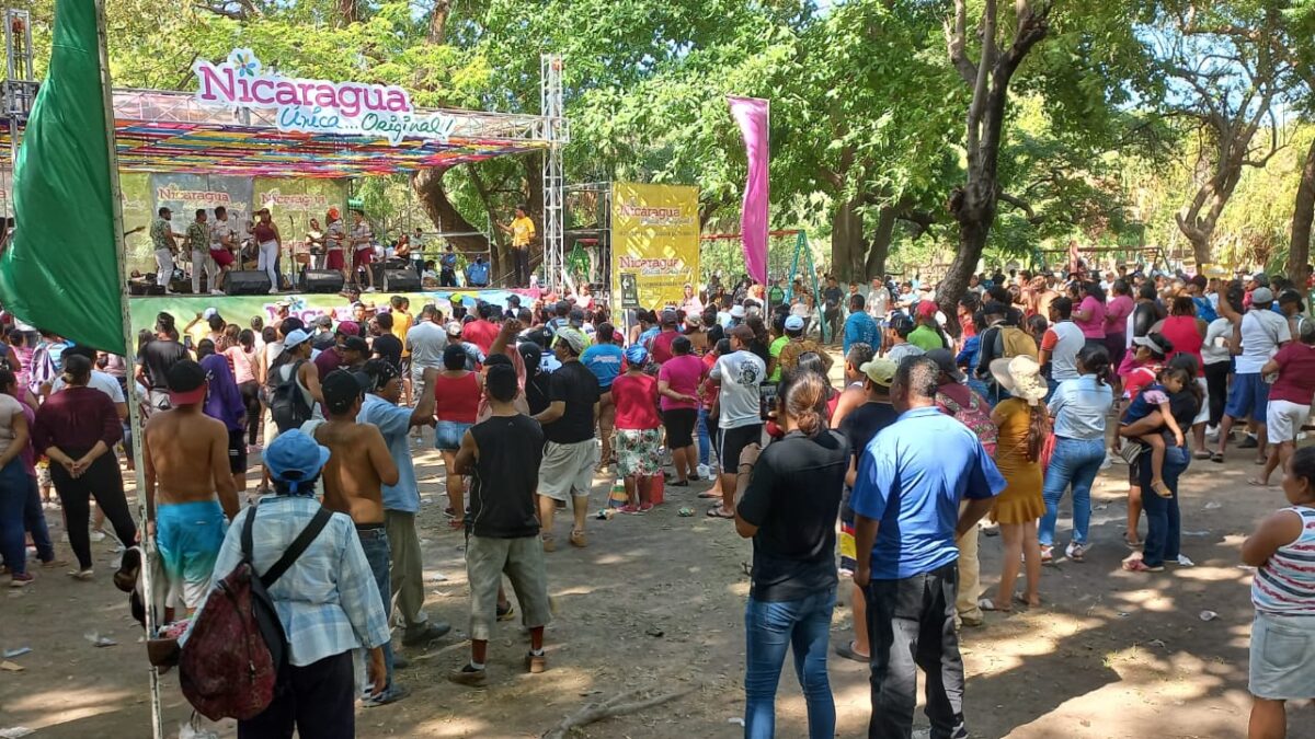 Carnaval playero resulta exitoso en los 6 centros turísticos del Intur