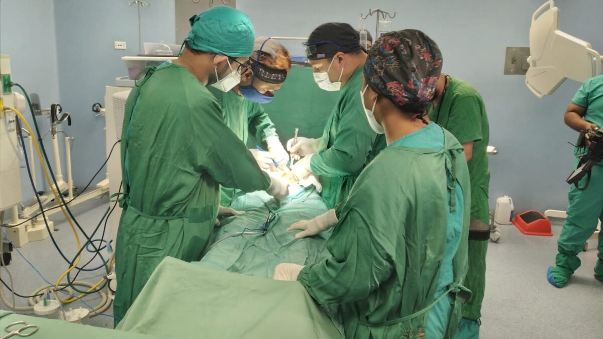 Se mantienen jornadas quirúrgicas en el Hospital Vélez Paiz