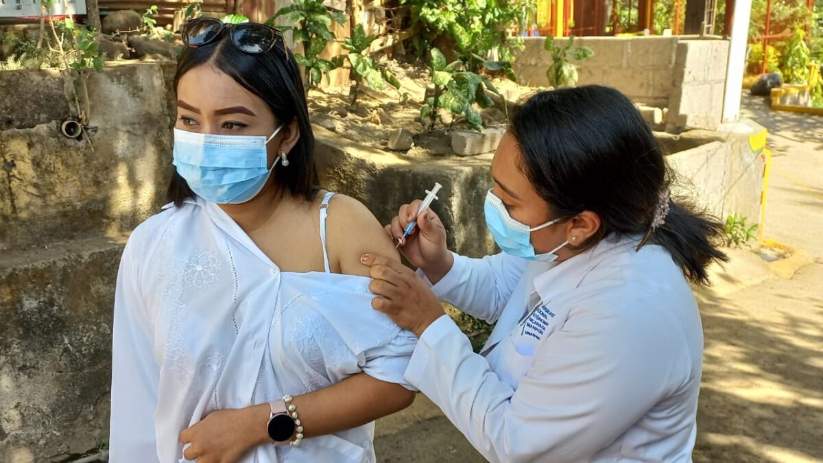 Realizan jornada integral de vacunación contra la Covid-19 en Ticuantepe