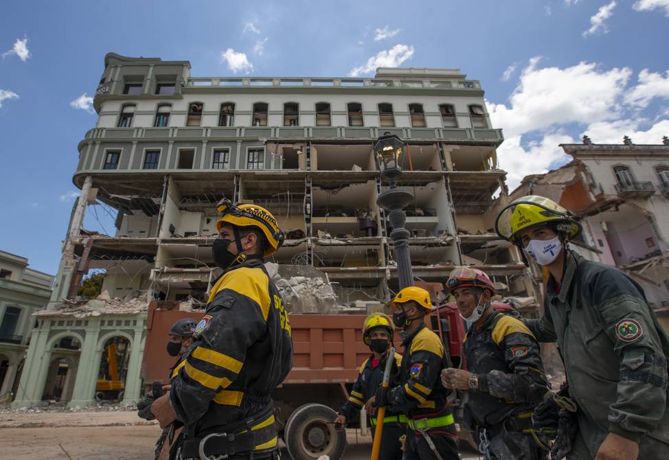 Ascienden a 40 los fallecidos tras explosión en hotel de Cuba