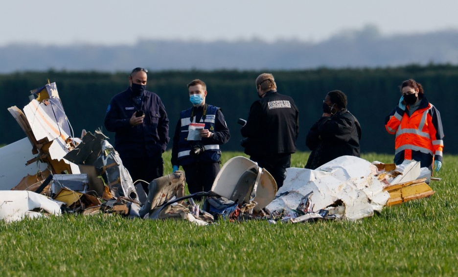 Caída de una avioneta deja 5 muertos en Francia