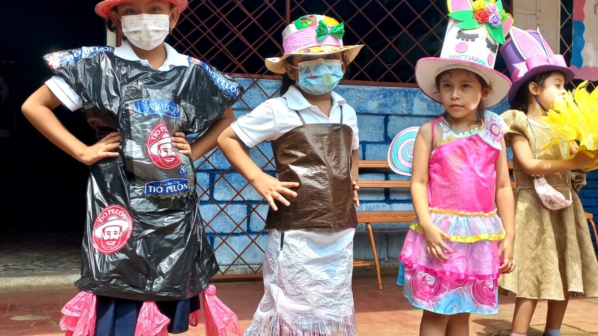 Estudiantes del colegio República de Colombia celebran Día del Medio Ambiente  