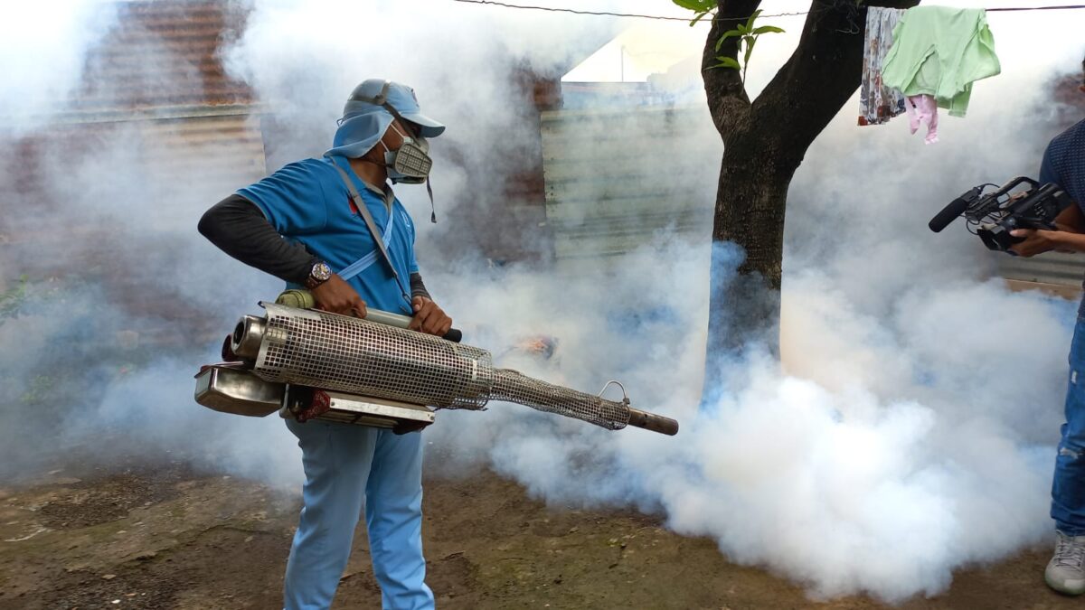 Realizan jornada de lucha anti epidémica en el barrio Sócrates Sandino de Managua