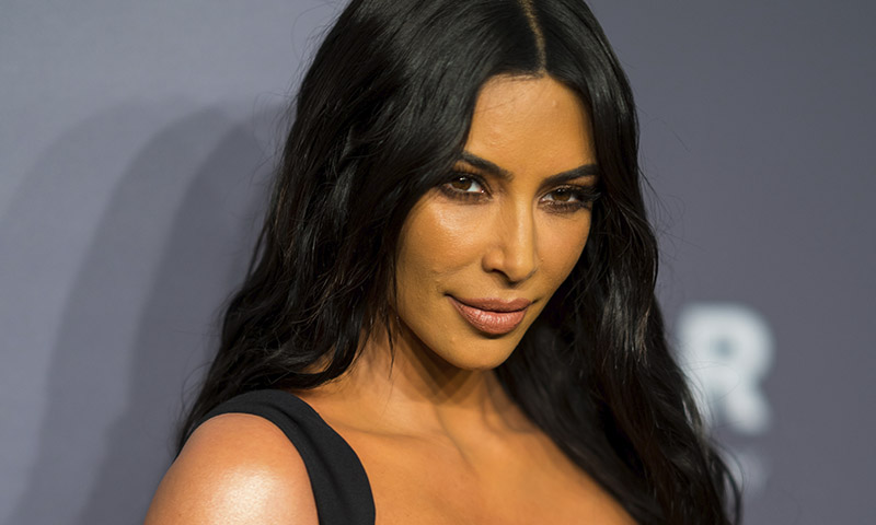 Kim Kardashian habla sobre lo que se ha hecho en el rostro